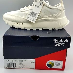 Reebok  Big kids Unisex Classic Legacy Grow Shoes | Chalk/Chalk | Size:4.5